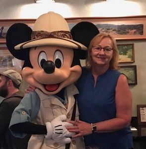 Meet your Posher, Deb